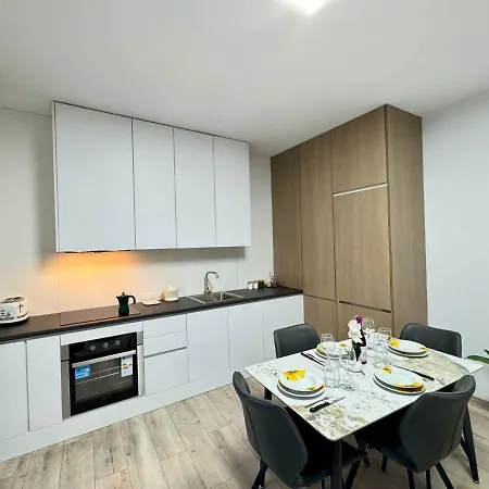 Bright In The Heart Of Apartman *