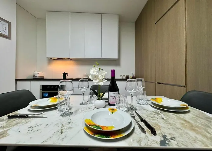 Bright In The Heart Of Apartman Tirana